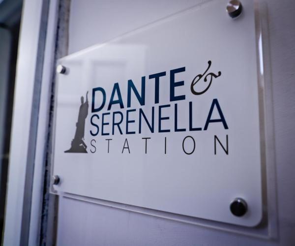 Dante & Serenella Station Naples Extérieur photo